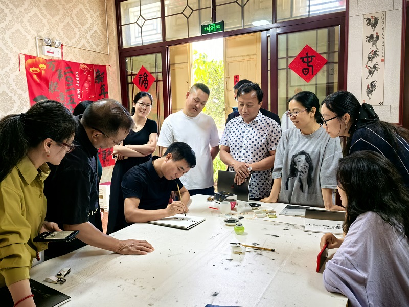 云南大理：用作品书写苍洱大地笔墨芳华